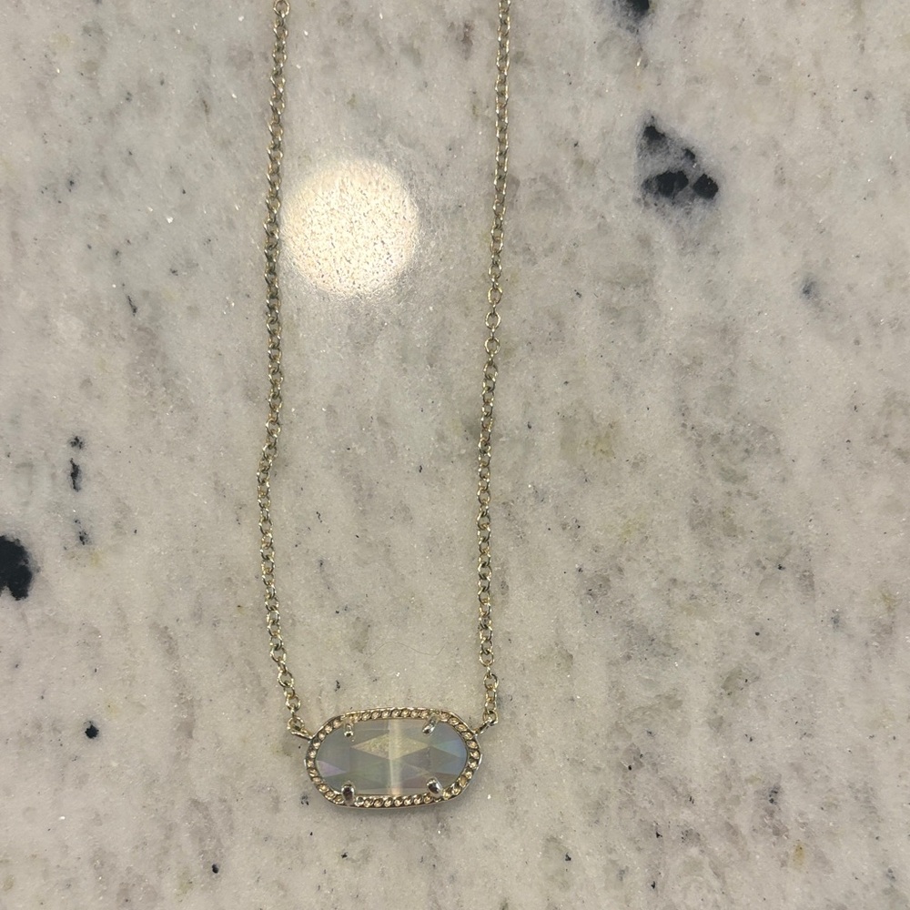 Kendra Scott Necklace